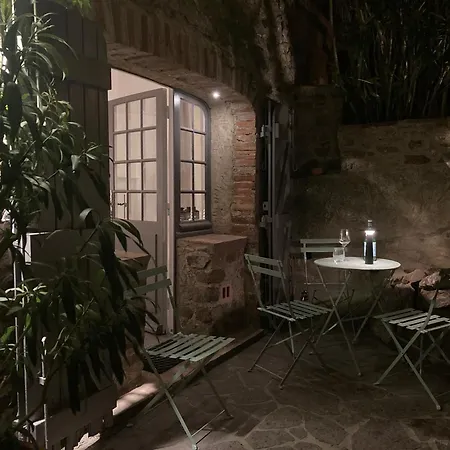 Belle Maison De Village